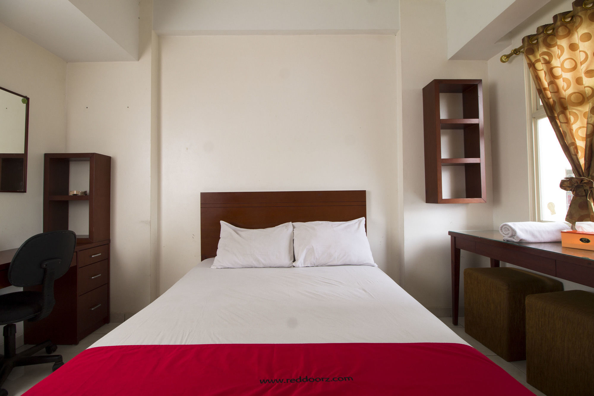 Reddoorz Apartment @ Margonda Residence Depok Εξωτερικό φωτογραφία