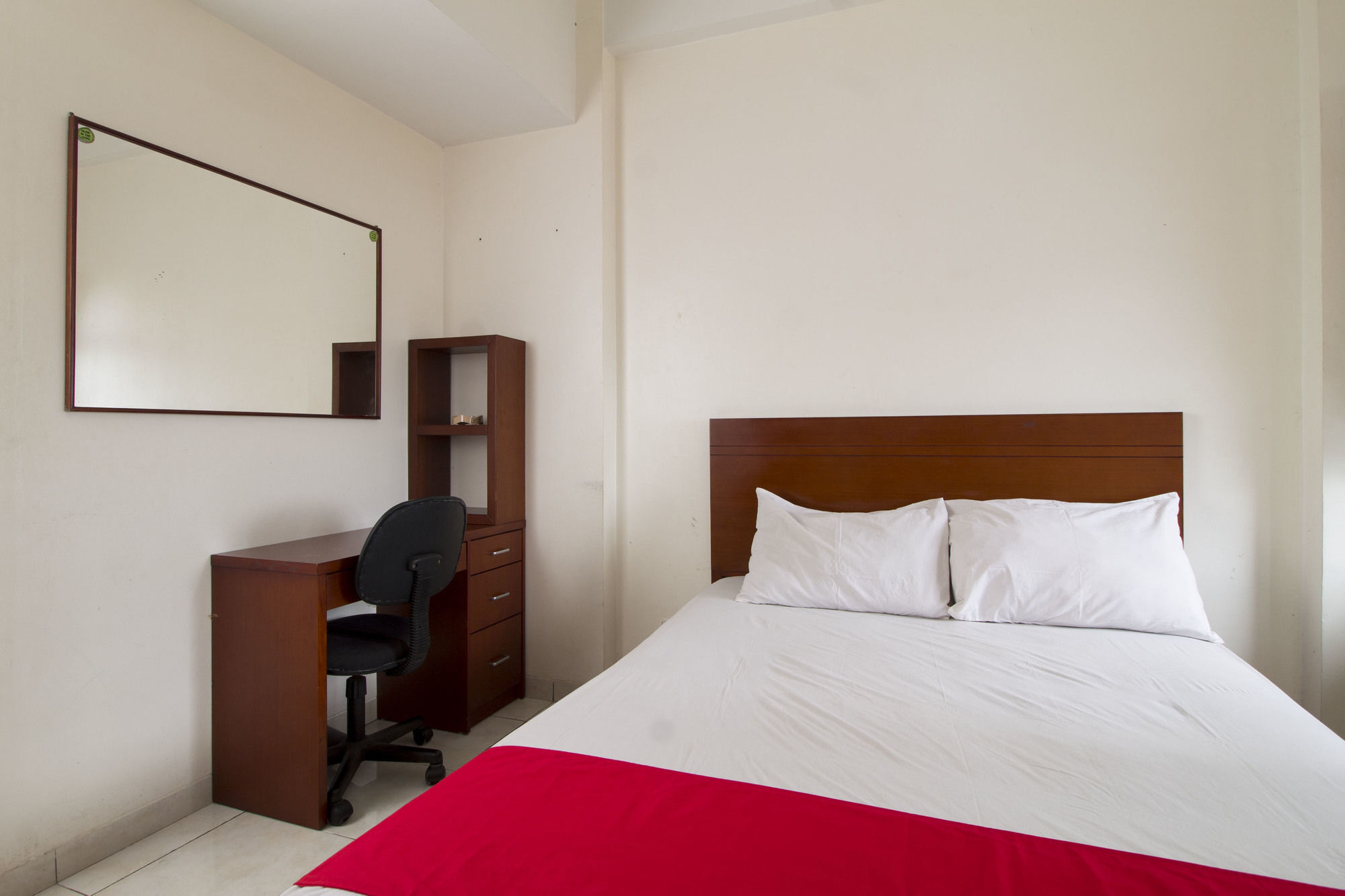 Reddoorz Apartment @ Margonda Residence Depok Εξωτερικό φωτογραφία