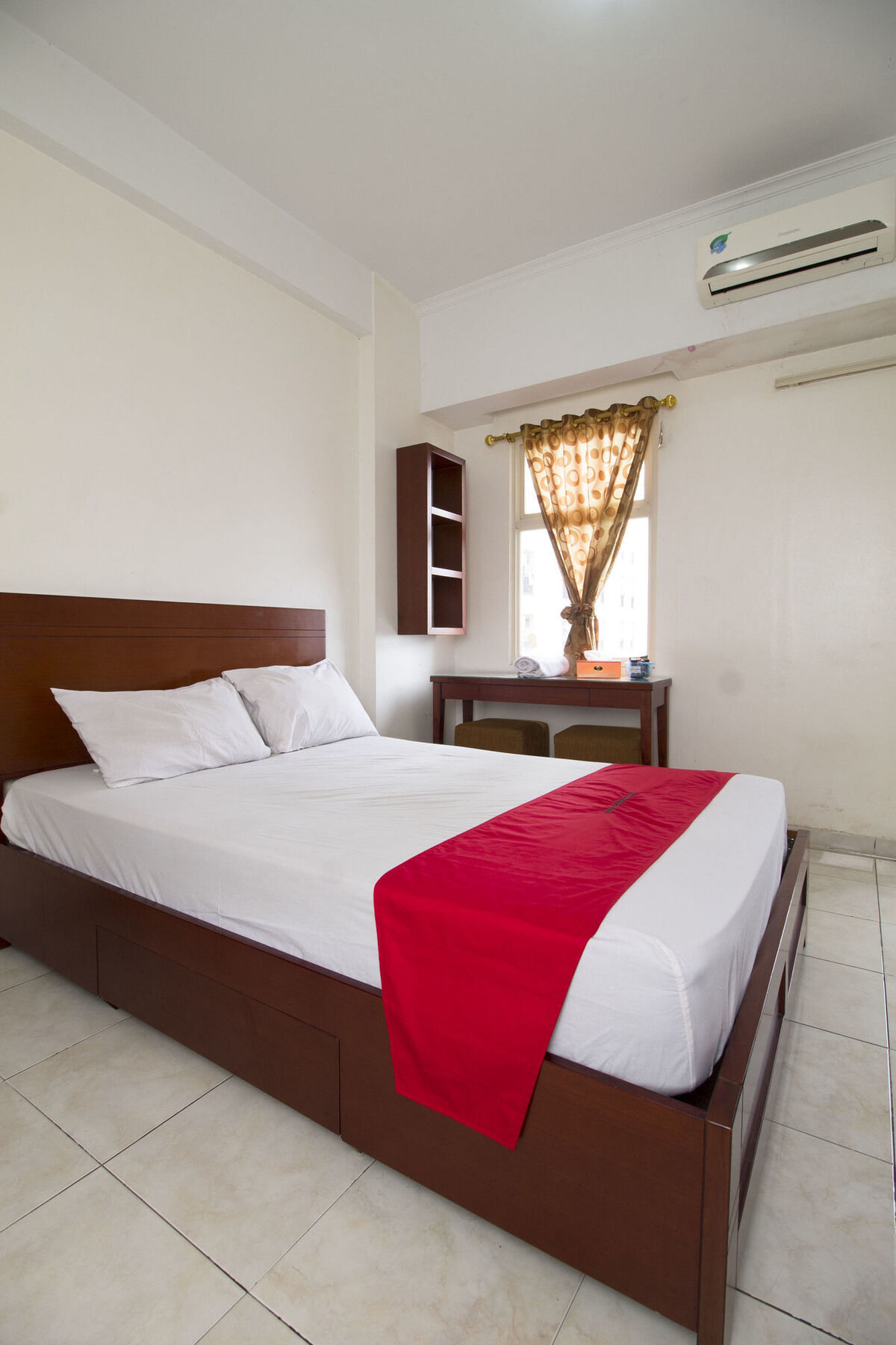 Reddoorz Apartment @ Margonda Residence Depok Εξωτερικό φωτογραφία